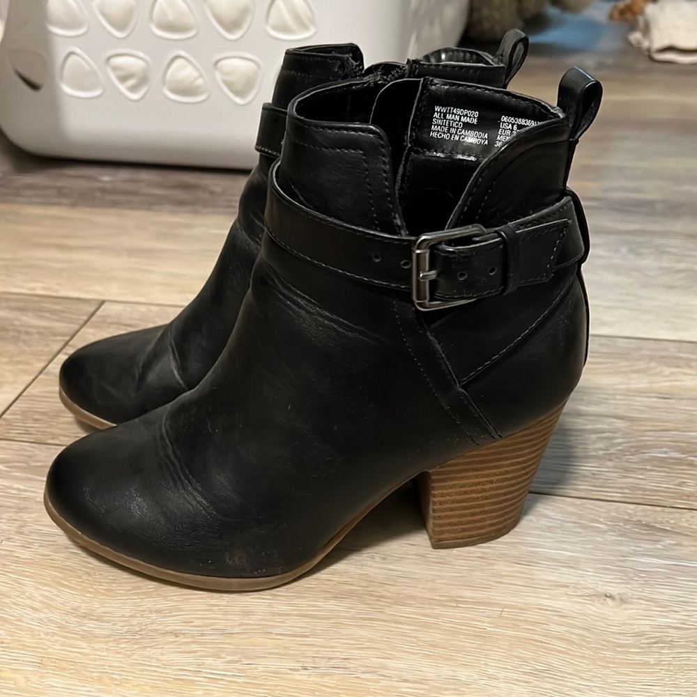 Black boots